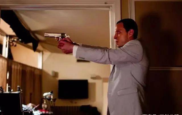 女人|翘臀3.5亿美元、美腿10亿美元，全球最贵女人了解一下