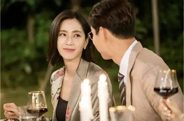 宋允儿的新剧，揭开了“中年男人”的痛！