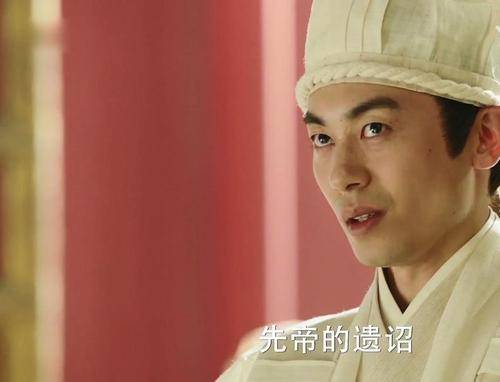 朝廷|他从草根到内阁首辅，朝廷一直等他死后再杀其子