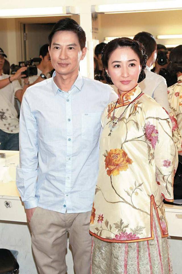 偶遇2亿富豪张家辉，拖鞋短裤头发凌乱，就像广