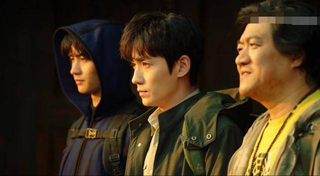 减肥|原创朱一龙减肥13斤演吴邪，除开瘦到脱相，为契合人物把咳嗽变习惯