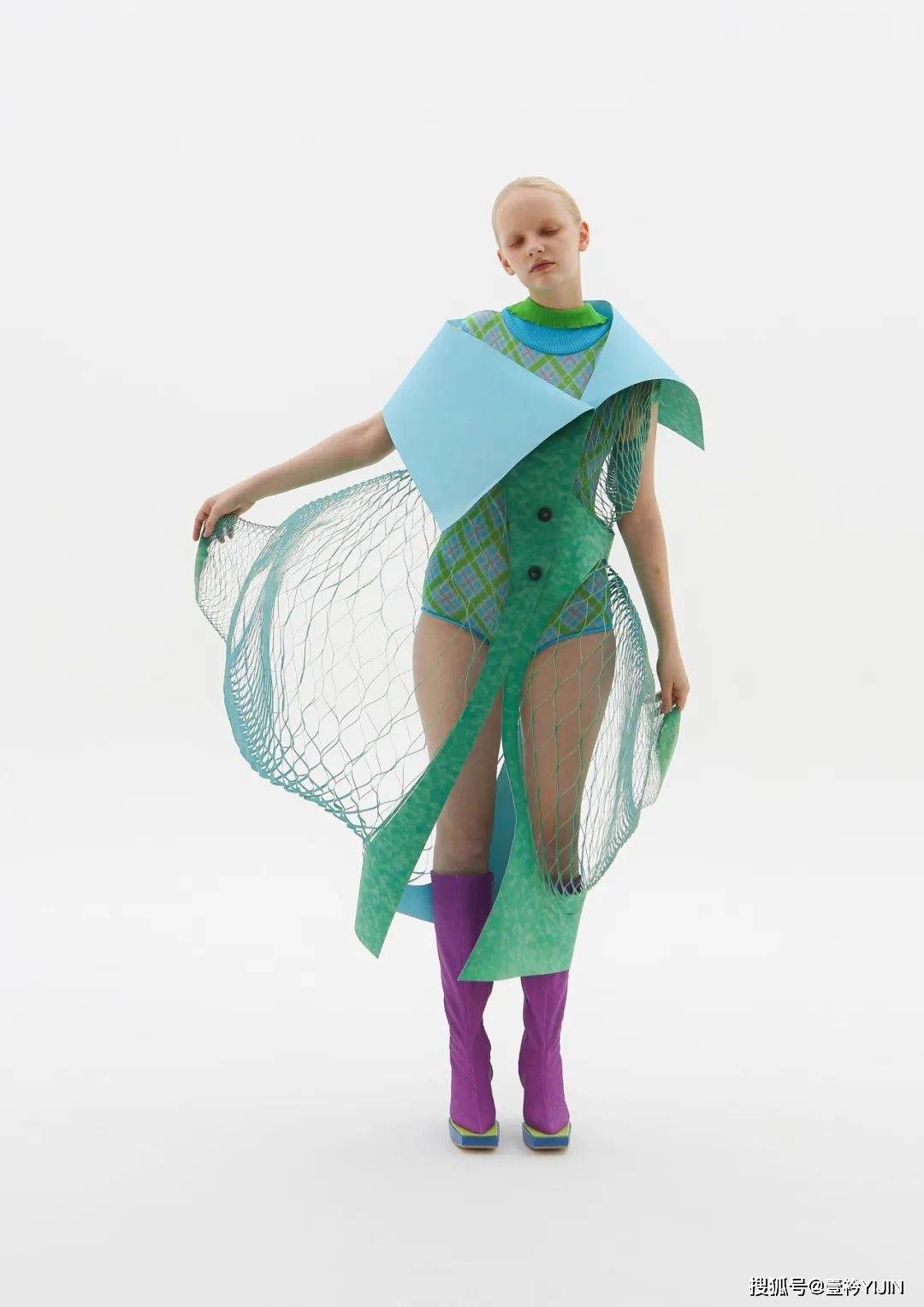 激光|新锐设计师 | 来自圣马丁的小姐姐带你用激光切割技术探讨可持续时尚