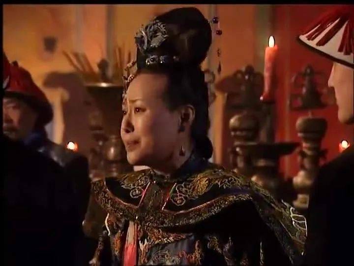 建群|除了演员还是设计师，这些剧的服装都是她设计的，温婉才女走了