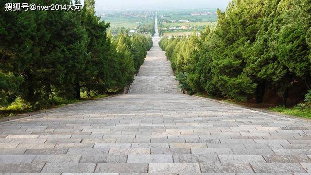 皇陵|唐朝皇陵中唯一没有被盗的一座，占地30万亩，武则天葬于此处