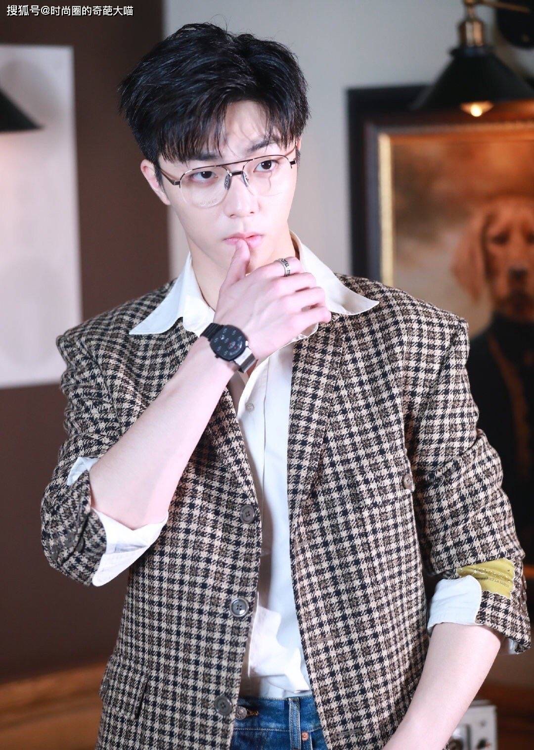 身材|生图堪比照妖镜,精修下的明星们离开滤镜后 每个人模样都变了