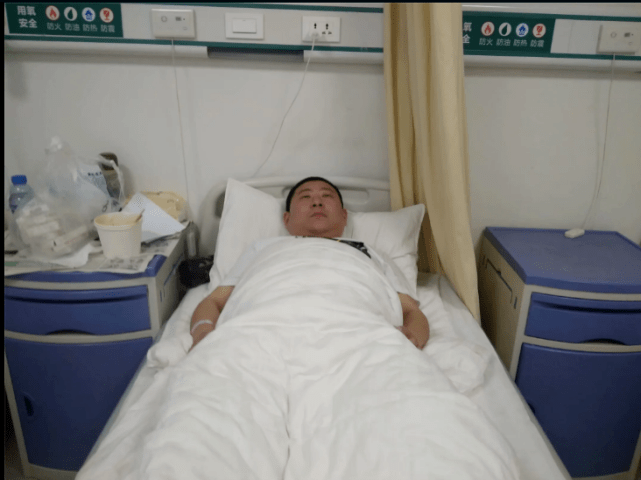 网友|重庆80后男子患糖尿病无钱医 为了活命甘愿卖10年青春筹钱