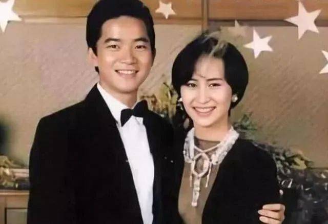 父亲|原创赌王葬礼上，何超琼让旧爱与父亲同框：原来，她一直未能忘记他