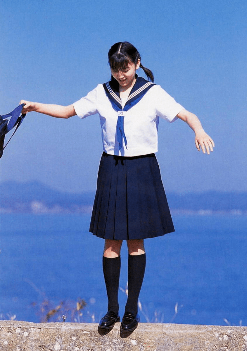 koukousei"的简写,意为女高中生,jk制服,就是日本女高中生的制服