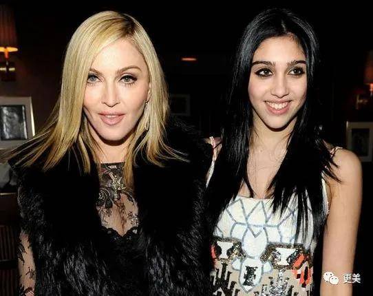 香奈儿|热巴新脸又没法看了,纯天然的她却被质疑用镰刀拉双眼皮?