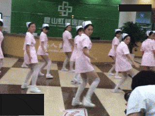搞笑gif:这样整老婆,是不是有点过分了啊!