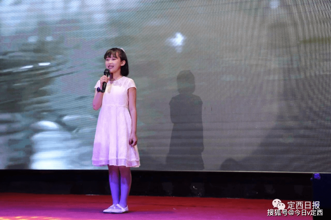 摄影|贾国江诗歌专场朗诵会完美落幕！