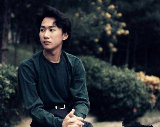 原创同样是天妒英才,为什么黄家驹封神,张雨生却没有呢?