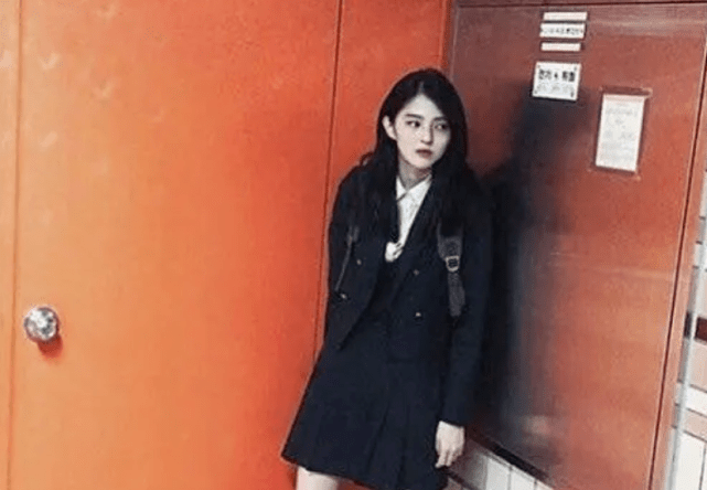 身陷|原创太唏嘘！“最美小三”身陷欺诈危机，被吸血妈妈冒名欠债拖下水！