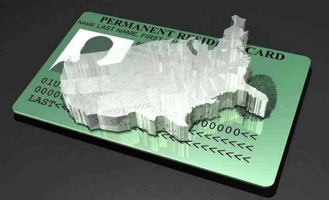 李嘉诚带头后，2019年1.5万富翁出走中国