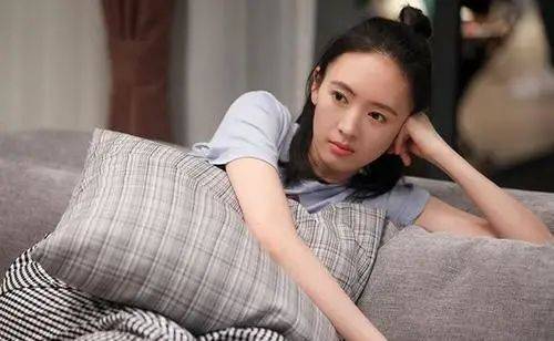 《三十而已》童瑶式妈妈引热议：当孩奴，不如给予孩子榜样的力量