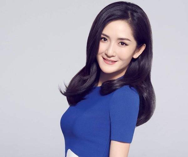 谢娜|谢娜崩溃了！微信重装六次都登不上 发文吐槽腾讯微信客服服务差