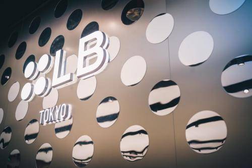 最in美妆集合店WOW COLOUR或将引领美妆新纪元