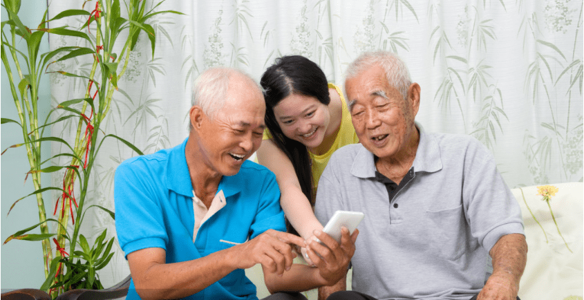 养老金刚发，老人就去银行取走了，真实原因令人唏嘘