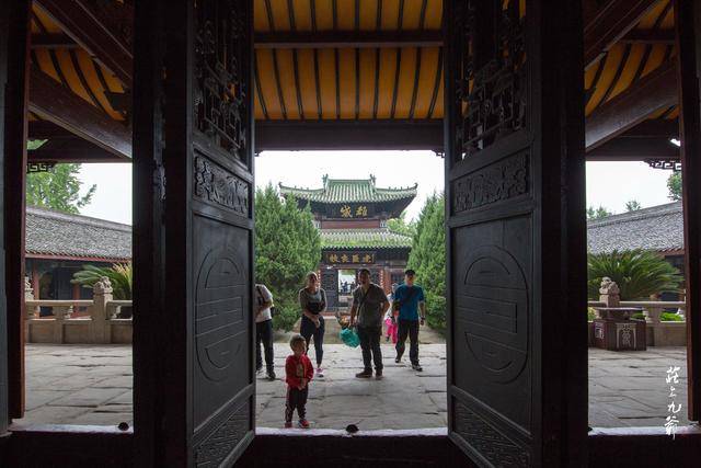 阆中|桃园结义三兄弟 身首异处在阆中 你道是谁？