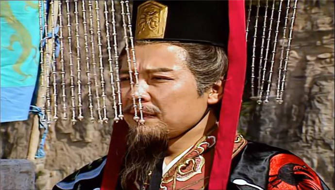 故事传记|《三国演义》为什么要尊崇刘备贬低曹操？