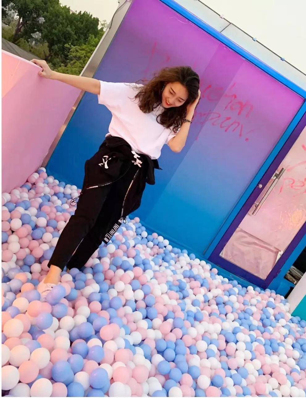 学历|《二十不惑》揭露职场真相:姜小果遭遇学历歧视、梁爽美貌输给学历