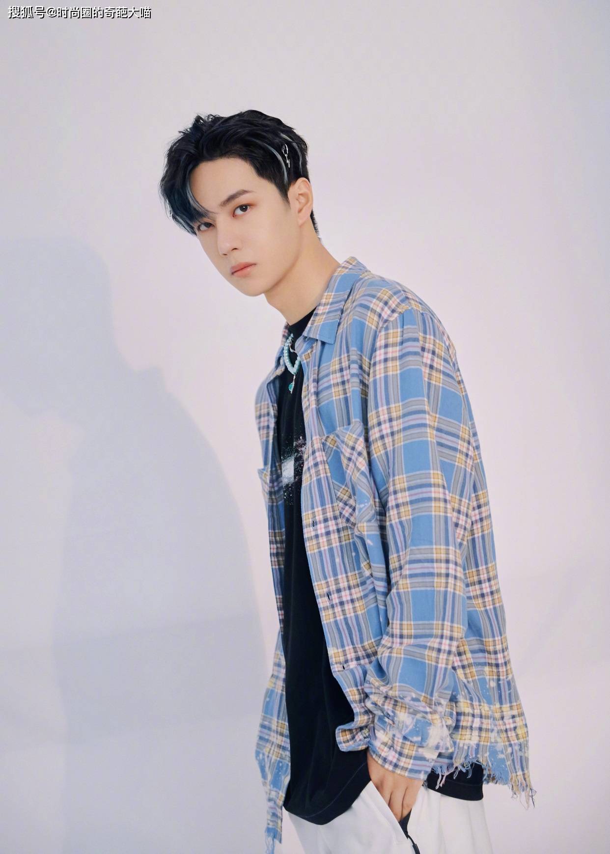 头发|高考代表要从头开始！自己当tony换时髦发色，解放束缚已久的灵魂