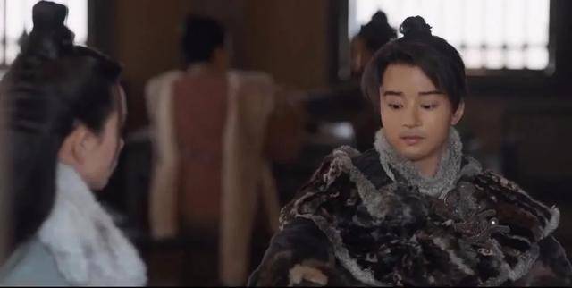 文曦|原创一开播就冲上热度榜第二，但鞠婧祎新剧口碑却两极分化