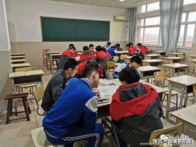 高邑人口数_高邑凤凰不夜城平面图(2)