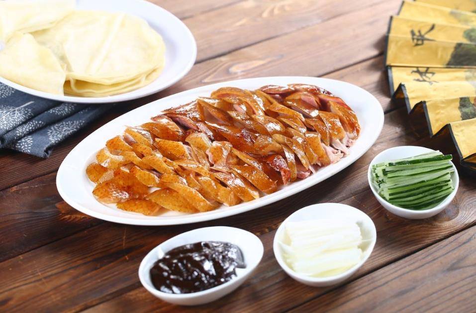 全聚德|全聚德取消门店服务费，菜价整体下调，这时候才想通晚不晚？