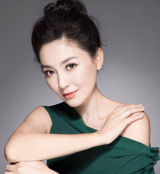 梁静,内地女演员,1972年7月17日出生于福建福州,毕业于中国人民解放军