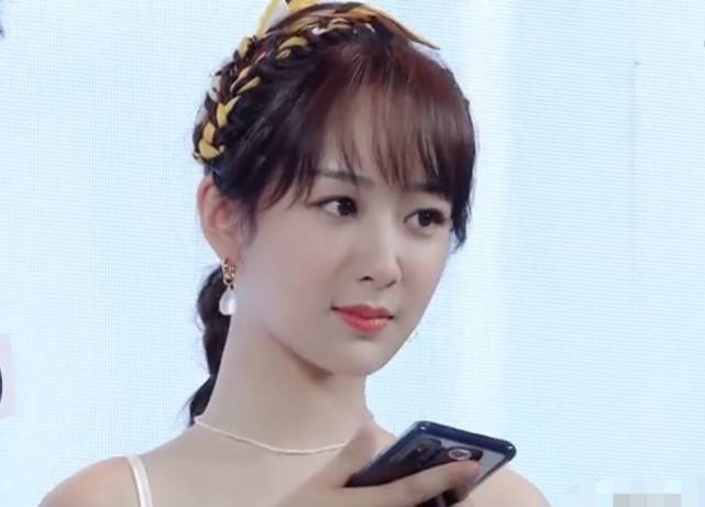 赵丽颖|杨紫直播生图曝光,身材发福脸部圆润,被嘲状态不如赵丽颖