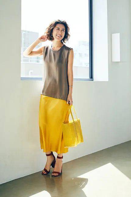 长裙|T恤配长裙 日本博主们夏日最清凉的搭配推荐