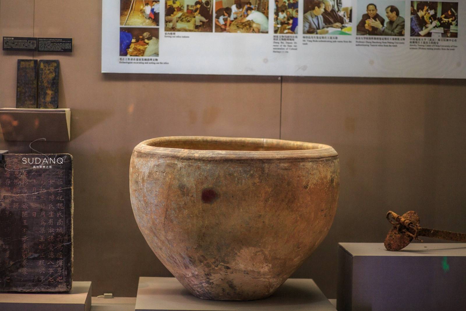 历史|湖北这一古墓令人惊叹：文物价值能买下一个国，盗墓贼却多次失手