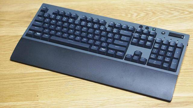 真香|TT G521飞行家三模机械键盘：399，真香？