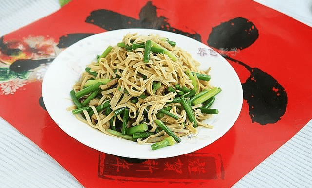 肉丝炒干豆腐好吃 39ef5aca0a684021a4ccb83845154549.png