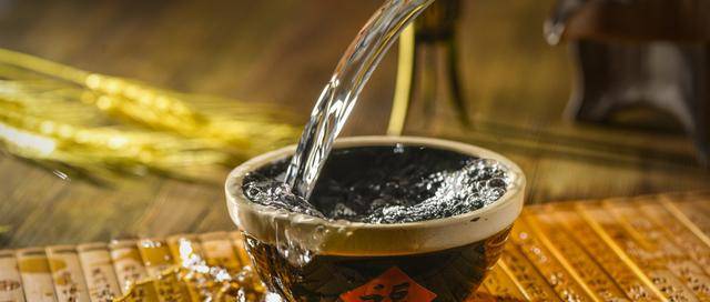 公司|贵州茅台半年报出炉！净赚226亿元，同比增长13.29%