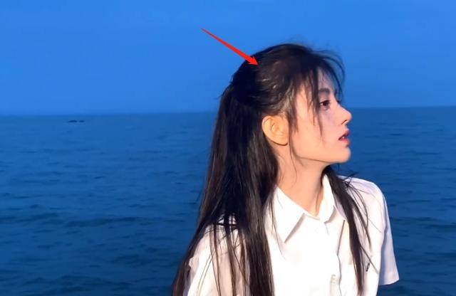 慎入|鞠婧祎再次暴露真实发量，痕迹明显密集恐惧症患者慎入