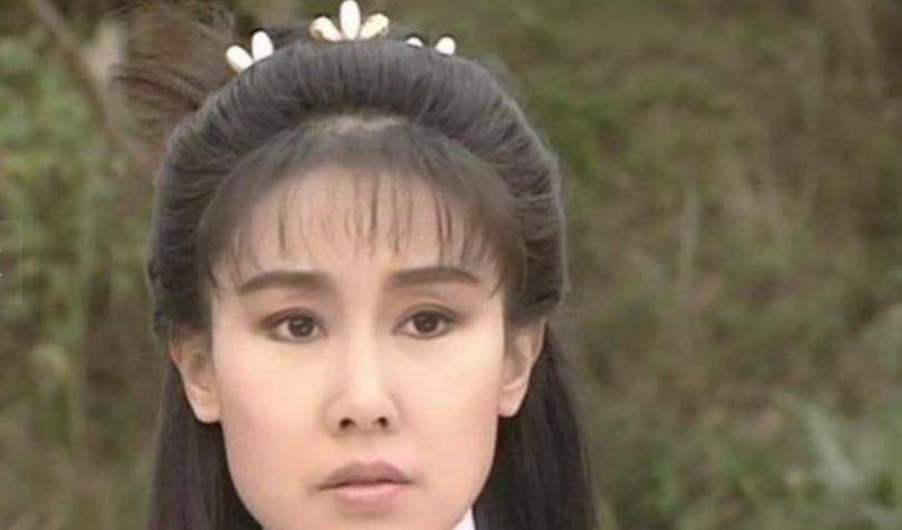 《新白娘子传奇》李碧莲:从"英雄救美"那一刻,她变得可爱