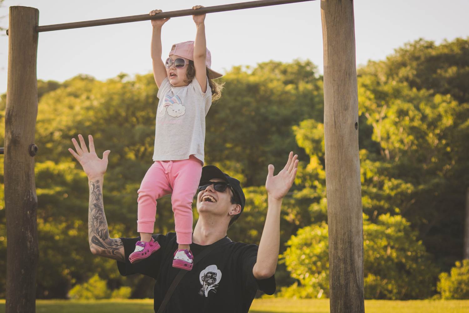 孩子|身高大多都不超过一米六，有希望扭转吗？女孩初潮早于这一年龄