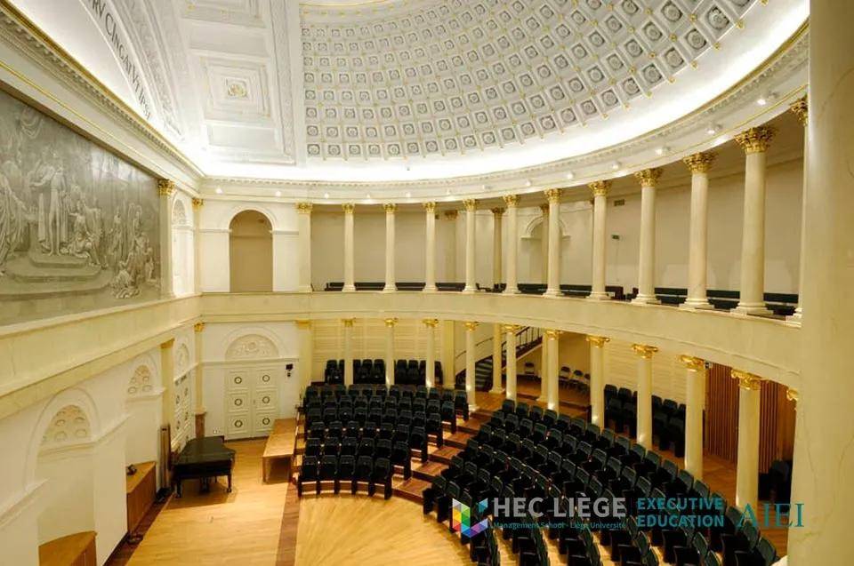 ���մ�ѧ--Դ��11���͡������ŵ䡱��ǰ������