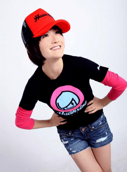 陈冠希|从群嘲土味到一货难求，谁在买明星潮牌？