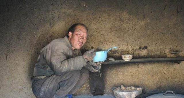 啥时候开始交公粮的 b30caeab17cf4a40bdcb948cada5d126.jpeg