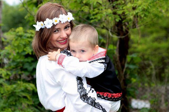 母乳|孩子一岁前补钙？补维生素D还是AD？母乳宝宝和奶粉宝宝大不同