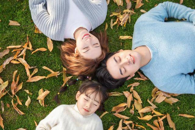 阿姨|聪明妈妈的“保姆经”:教育孩子从培养阿姨开始
