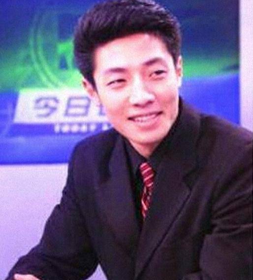 如何做一个有趣的主持 736fa2d492ed45ceb5e84ce1a81c32da.jpeg