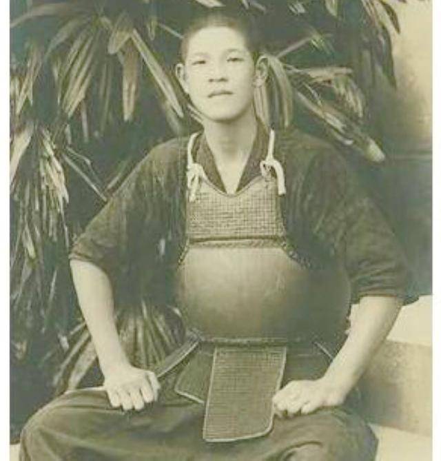 定会|97岁李登辉病亡!出卖民族利益,定会被钉在历史的耻辱柱上