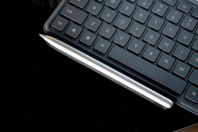 功能|HUAWEI M-Pencil+磁吸键盘让华为MatePad 10.8体验更出色