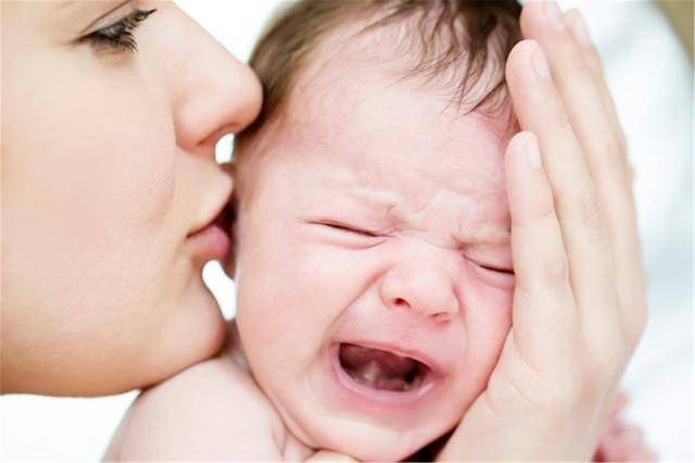 你需要了解的事：哄睡神器白噪音，用不对会成宝宝的“听力杀手”