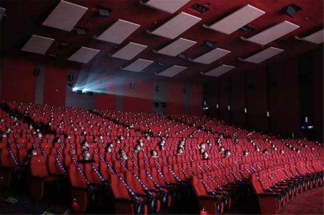 影节|2020年上影节：无片单、无酒会，“大饼”远去，活着就很好