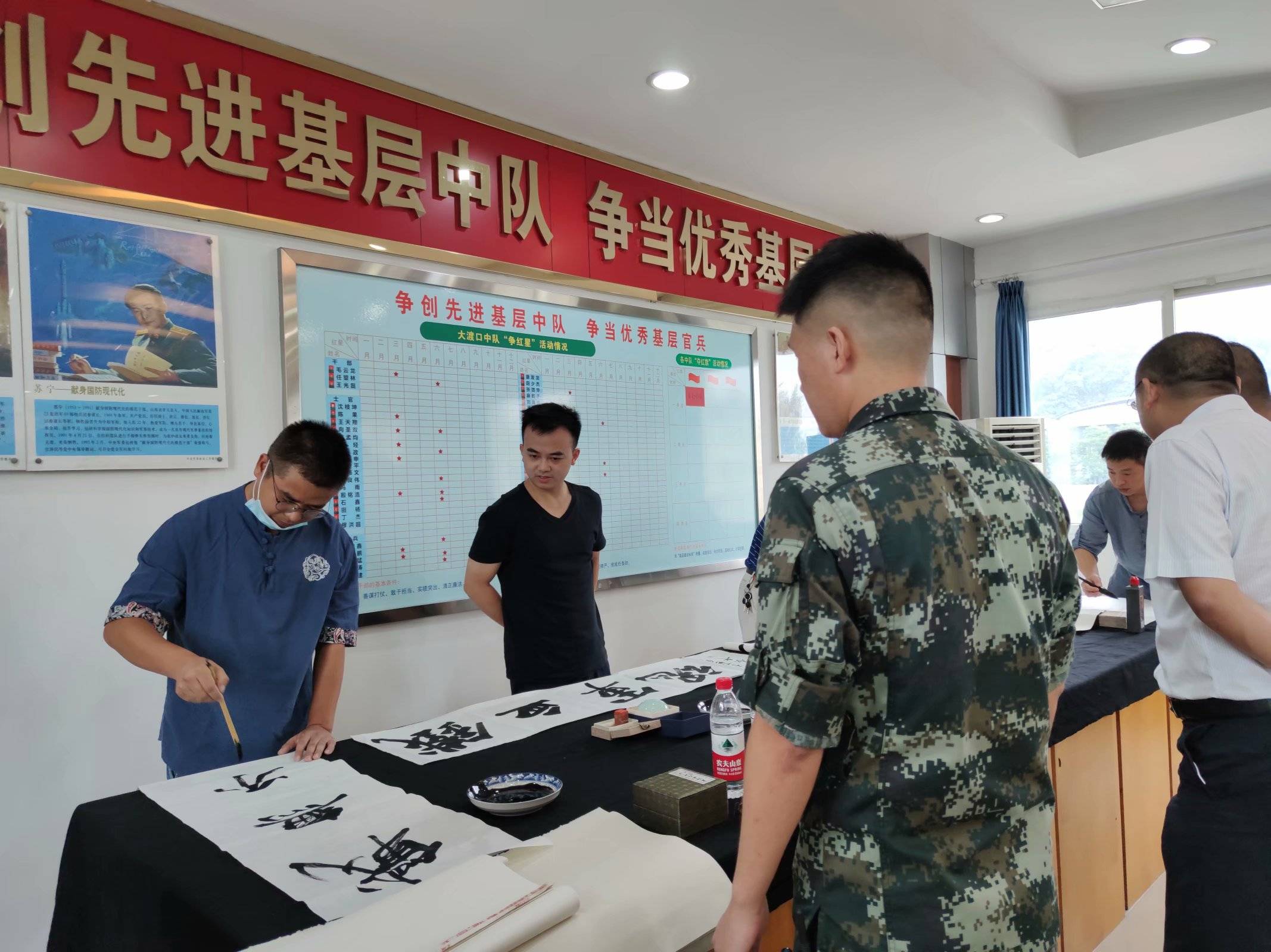 艺术普及|重庆市大渡口区全民艺术普及文化走进军营